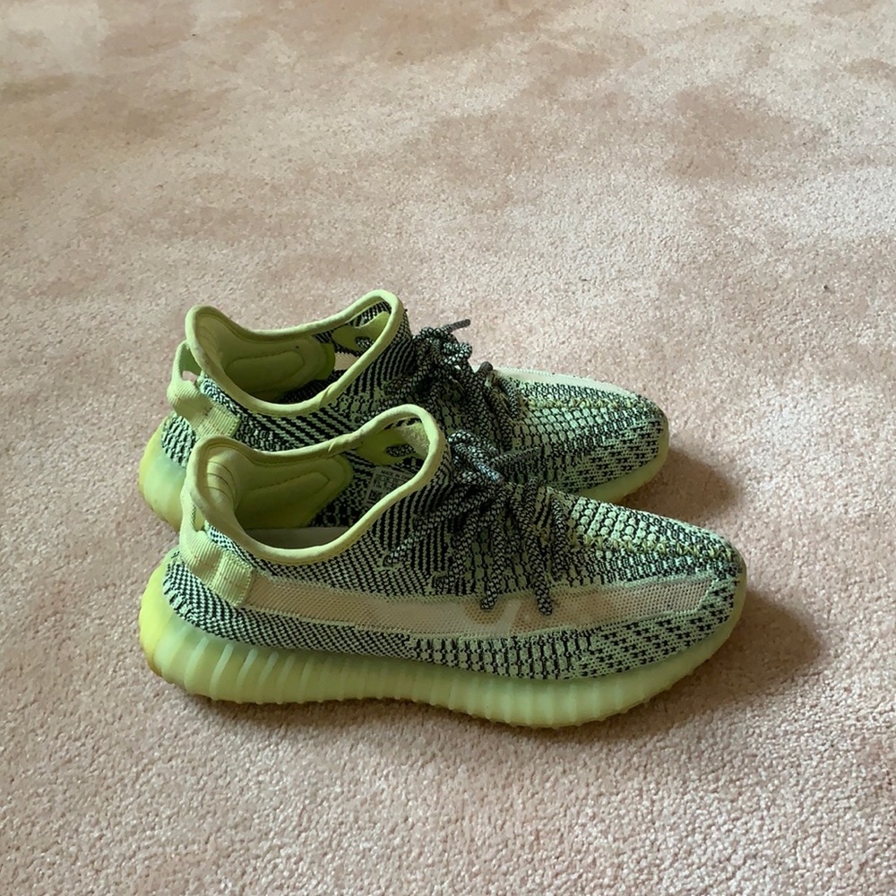 Yeezy Boost 350 V2 non reflective